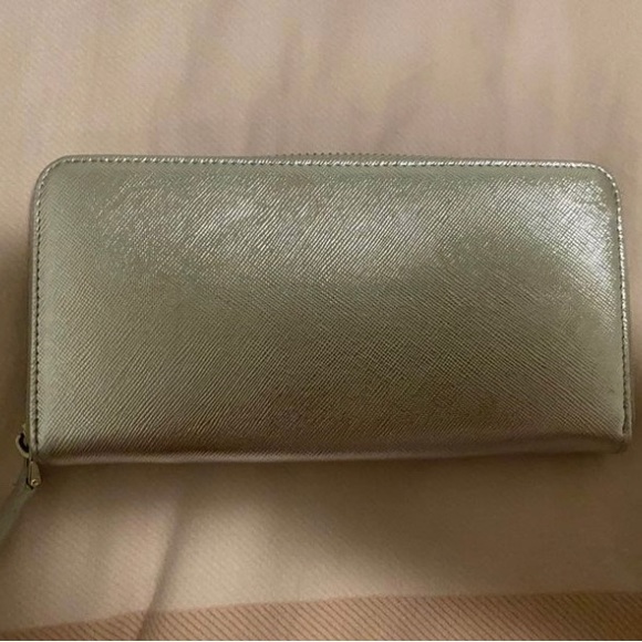 PRADA SMALL HAND WALLET - Picture 5 of 7